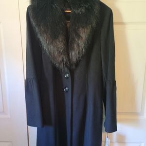 Ivanka trump coat